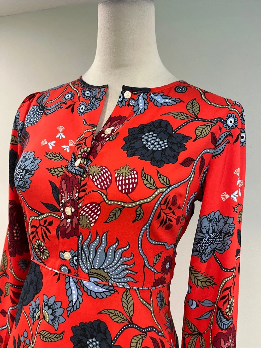 LOFT Red Floral Long-Sleeve fit‎ & flare mini Dress size 00P